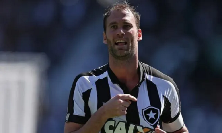 Joel Carli: 