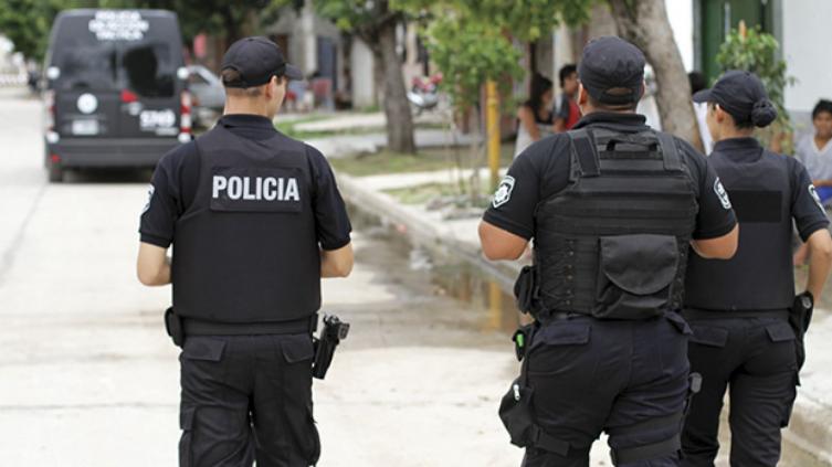 Hay 16 policías con coronavirus en Santa Fe 