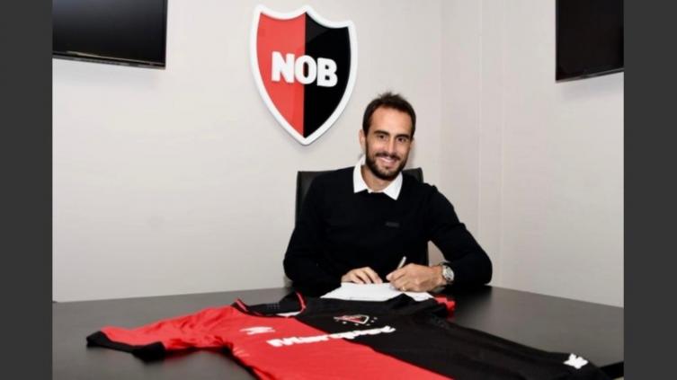 Horas decisivas para definir la continuidad de Santiago Gentiletti en Newell's
