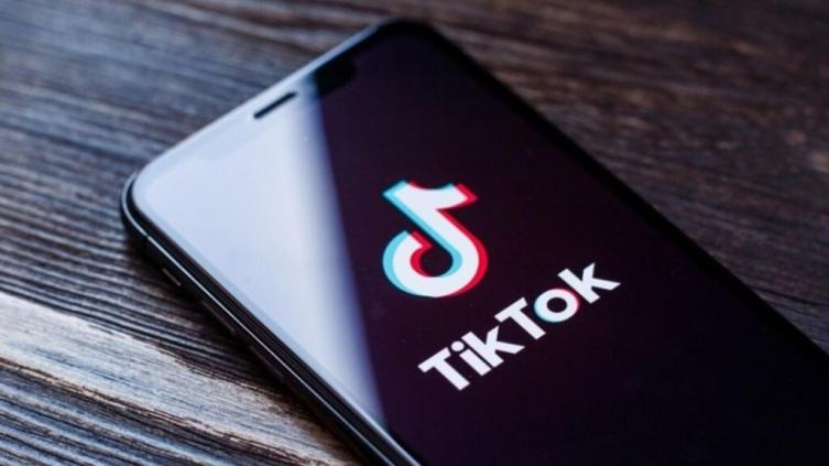 TikTok recopiló datos de sus usuarios con fines publicitarios sin su consentimiento