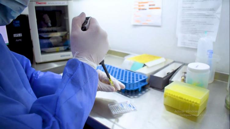 La provincia destacó los tratamientos con plasma de pacientes recuperados