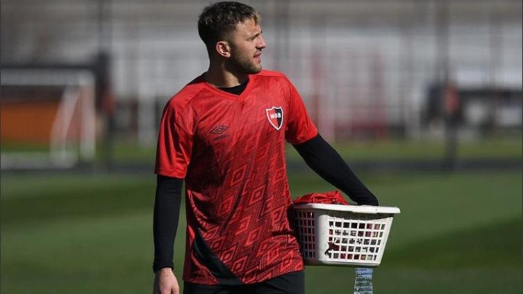 Newell's: Denis Rodríguez fue operado con éxito y arrancará la rehabilitación