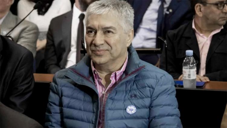 Lázaro Baez con arresto domiciliario pero sin poder entrar a su casa