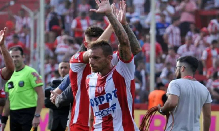Jonathan Bottinelli: 
