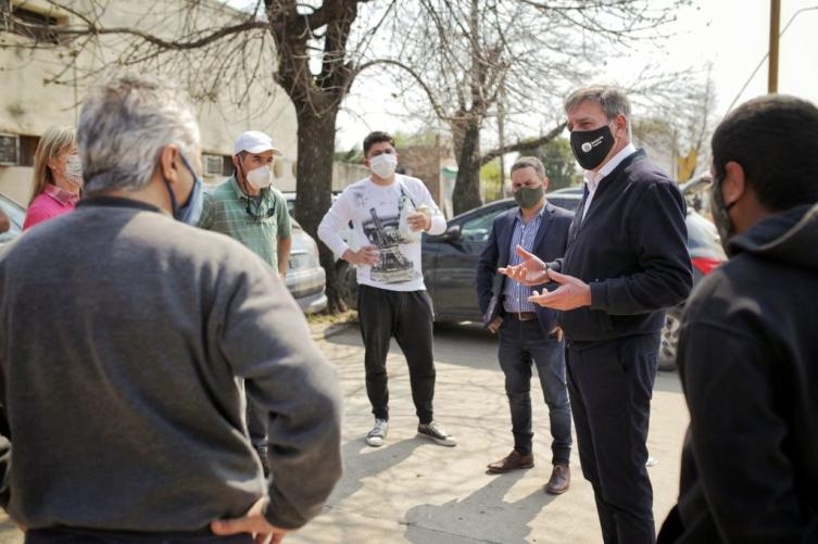Jatón presentó la obra del desagüe Espora ante la Nación