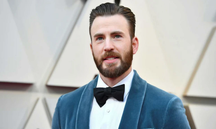Chris Evans publicó por error una foto súper intima