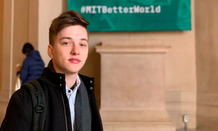 La startup de Mateo Salvatto, creador de la app Háblalo, representará a la Argentina en el mundial de emprendedurismo
