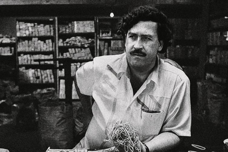 Un sobrino de Pablo Escobar encontró 18 millones de dólares en un escondite