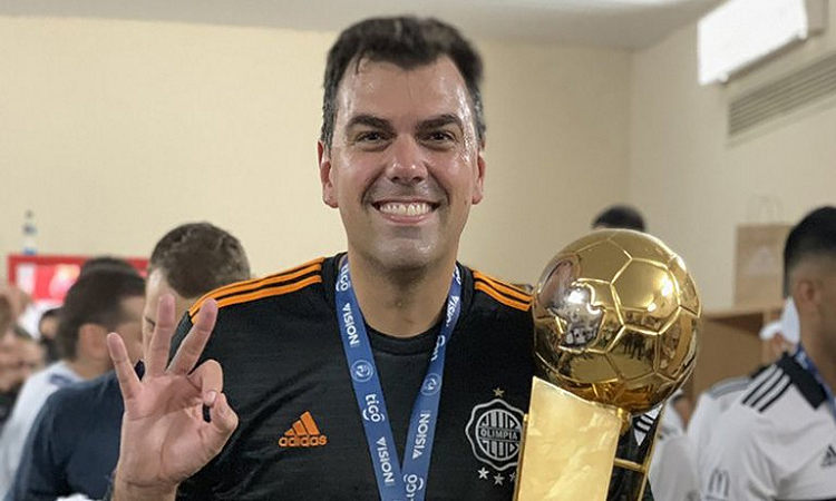 La FIFA suspendió de por vida al presidente de Olimpia de Paraguay por amaño de partidos