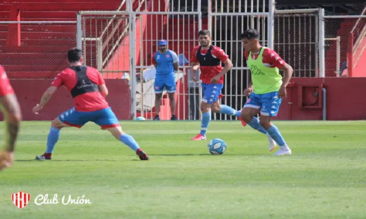 Azconzábal prepara tres cambios para recibir a Central