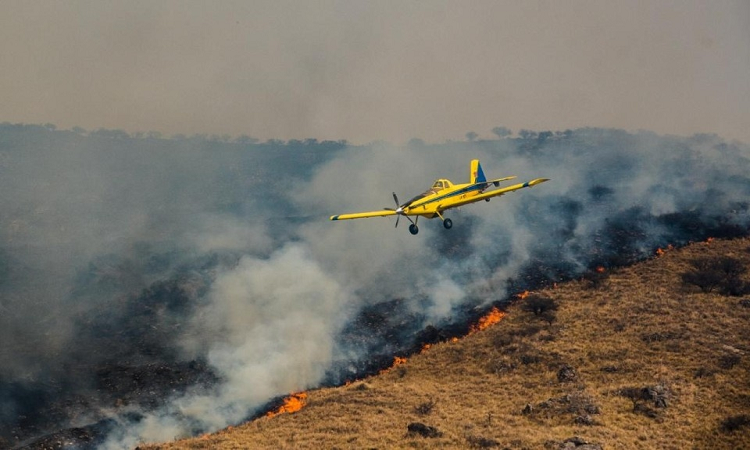 Millonaria es la suma que usa el gobierno para sofocar los incendios