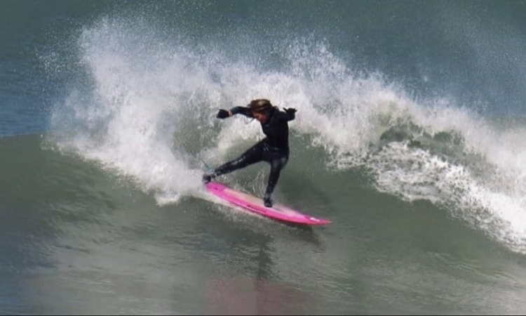 Volvió el surf: historias detrás del primer torneo virtual