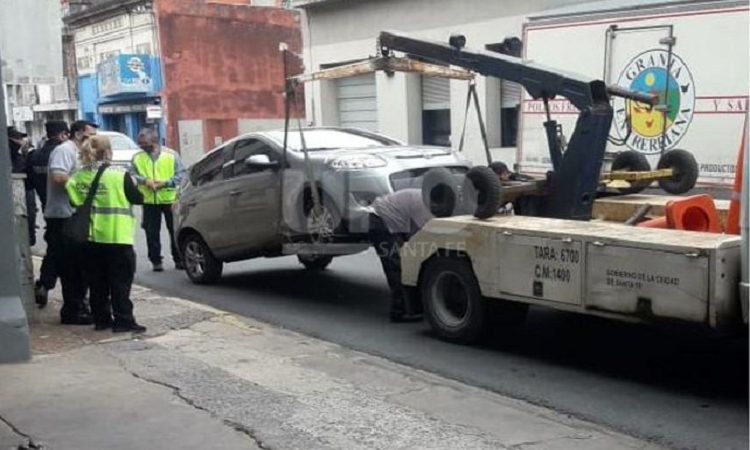 Dos vehículos de Uber detenidos en Santa Fe