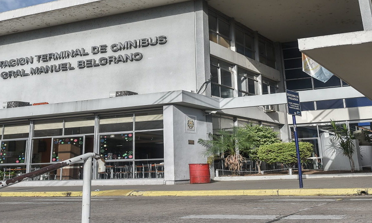 Eximen del pago del canon a los locales de la terminal de ómnibus