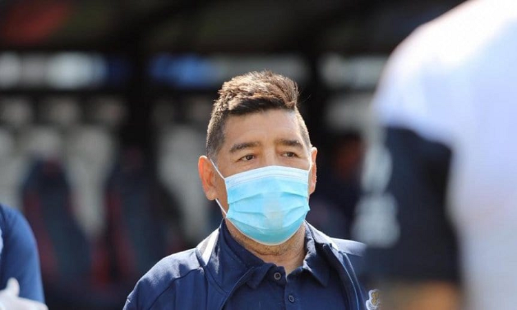 Coronavirus: Maradona aislado de manera preventiva