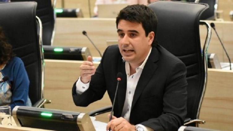 Polémico proyecto de Toniolli para viviendas desocupadas
