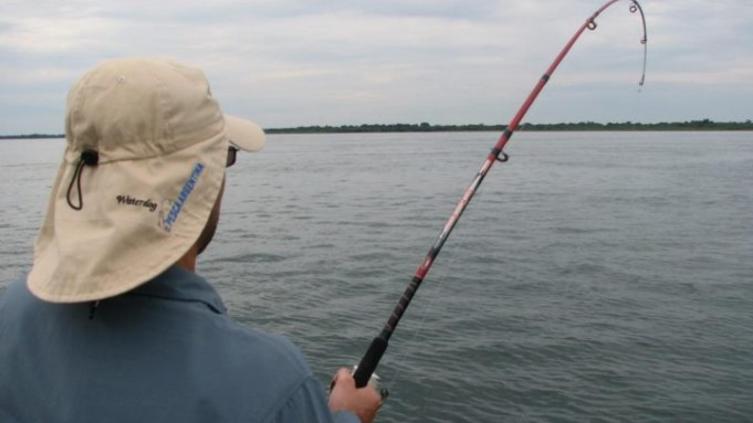 La provincia habilitó la pesca y las actividades náuticas recreativas