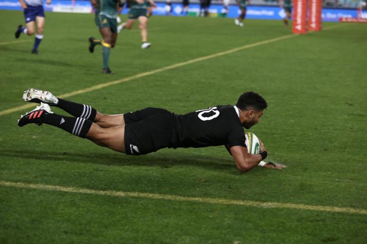 Nueva Zelanda goleó a Australia y se llevó la Bledisloe Cup