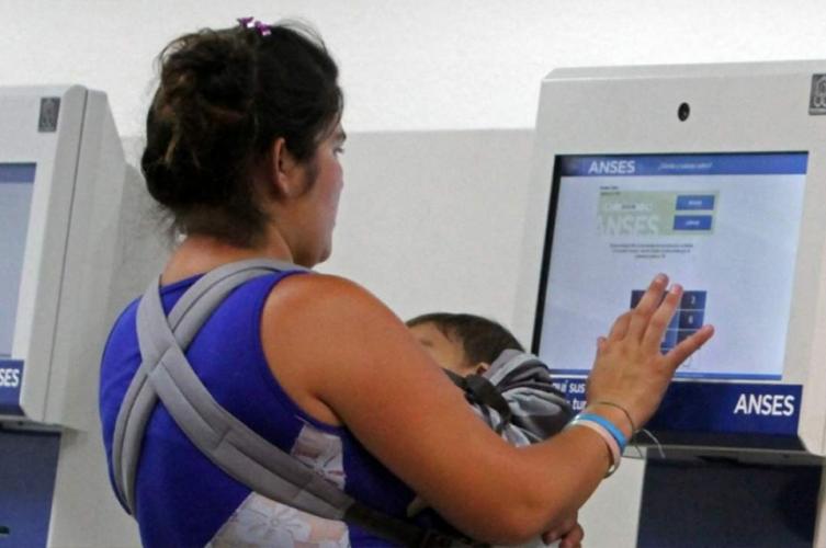 Cuáles son los nuevos requisitos para acceder a la AUH