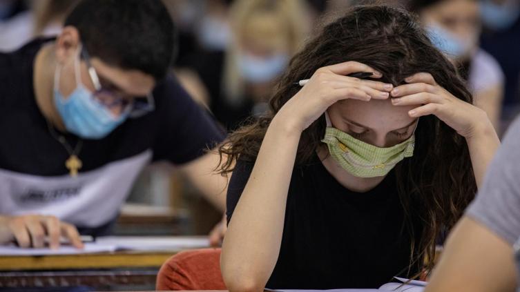 Habilitan la vuelta a clases presenciales en las universidades