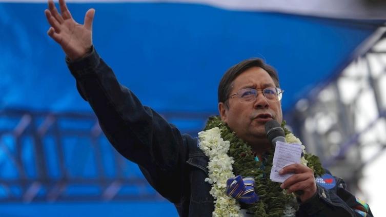 Luis Arce asume como presidente de Bolivia