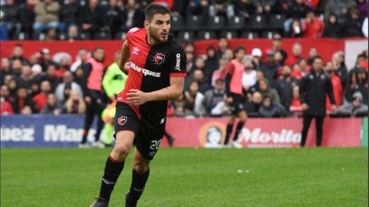 Julián Fernández tiene coronavirus y es otra baja en Newell's