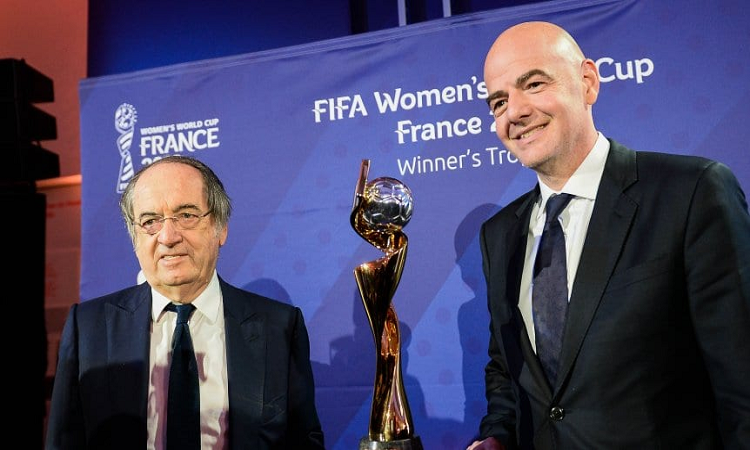 Dos Mundiales juveniles femeninos suspendidos por FIFA