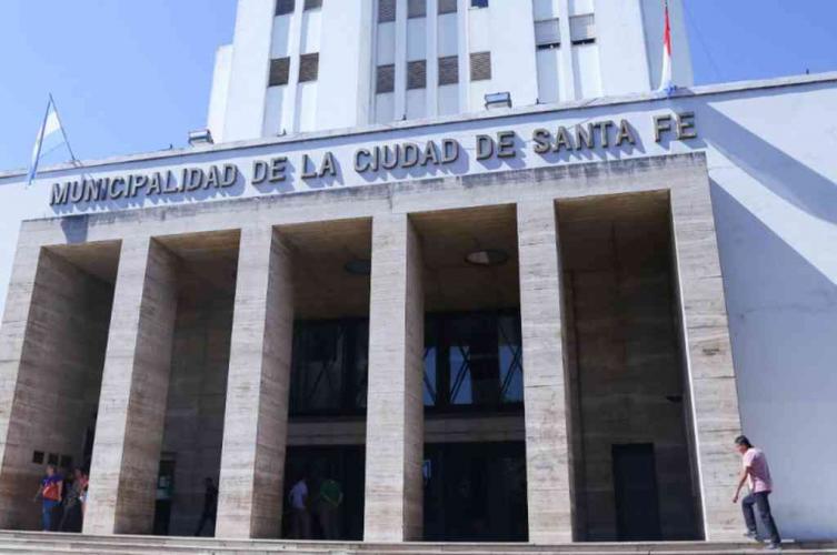 Desalojan la municipalidad por amenaza de bomba
