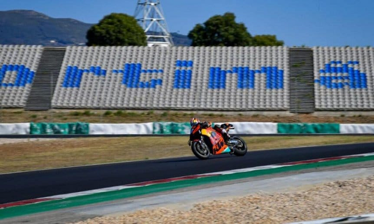 MotoGP: los horarios de la última 2020