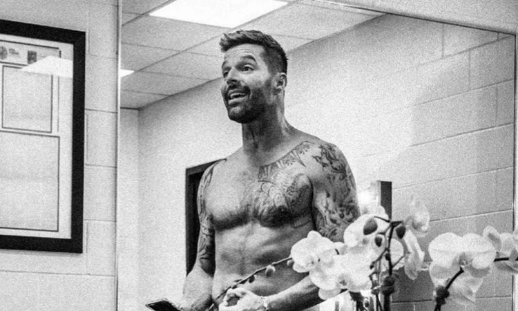Ricky Martin en ropa interior para las redes 