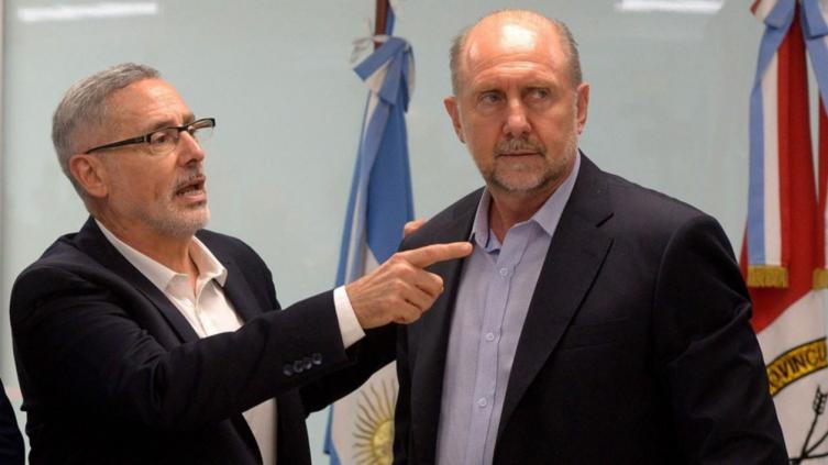 Covid: El ministro Sain dio positivo y Perotti está aislado