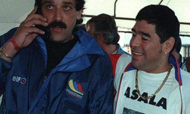 Maradona alguna vez subió a un Rally con Raies