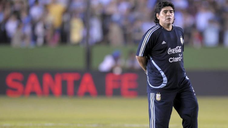 Santa Fe adhiere al duelo nacional por el fallecimiento de Maradona