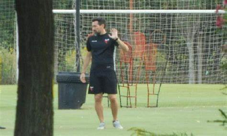 Domínguez hará cambios para recibir a Independiente