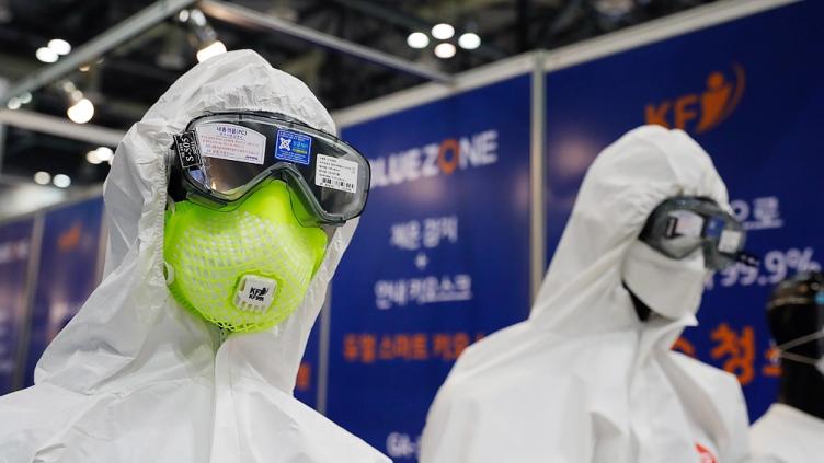 EEUU supera los 13 millones de contagios de coronavirus tras batir un nuevo récord diario