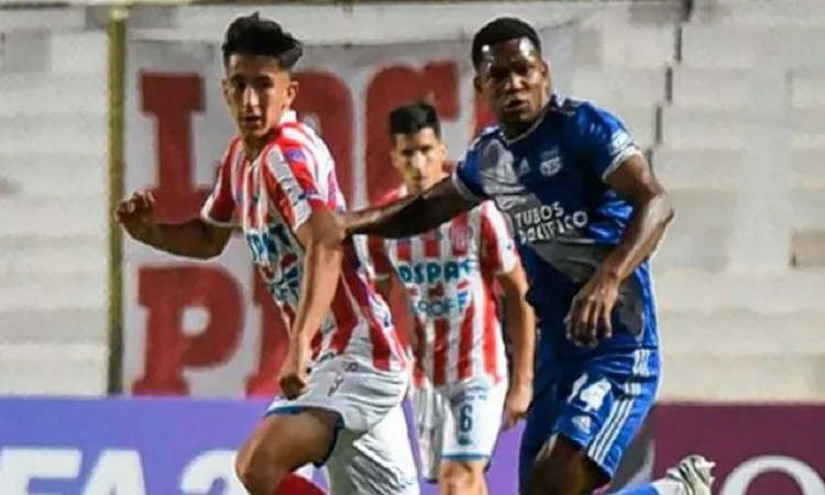 Unión confirmó el positivo de Covid de Ezequiel Cañete
