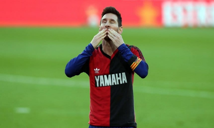 Messi y Barcelona fueron multados por el homenaje a Maradona
