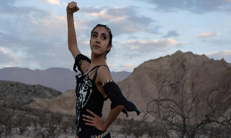 Es indígena, aprendió ballet por YouTube y Julio Bocca la becó en su fundación