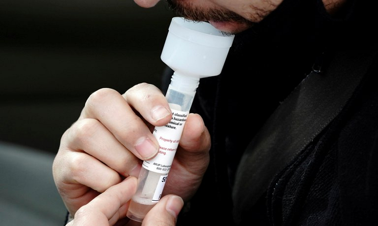 Test de saliva para detectar COVID-19