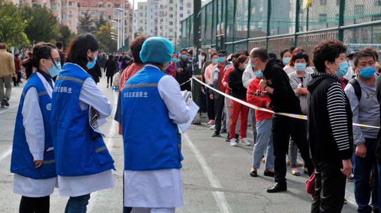 China: Primer rebrote de coronavirus en nueve meses