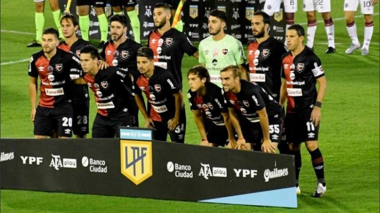 Newell's antes Estudiantes LP presentaría el mismo equipo