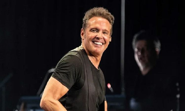 Luis Miguel lanzará una marca de ropa y joyas