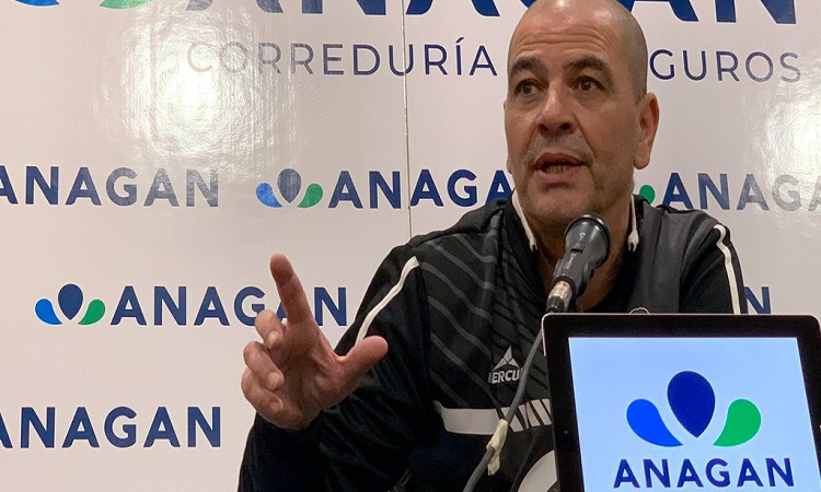 Sergio Hernández le dijo a sus jugadores que “parecen unas nenas”