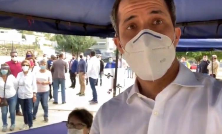 La oposición venezolana realizó una consulta popular contra Maduro