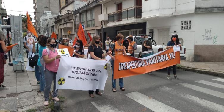 Siprus se manifestó frente al ministerio de Salud