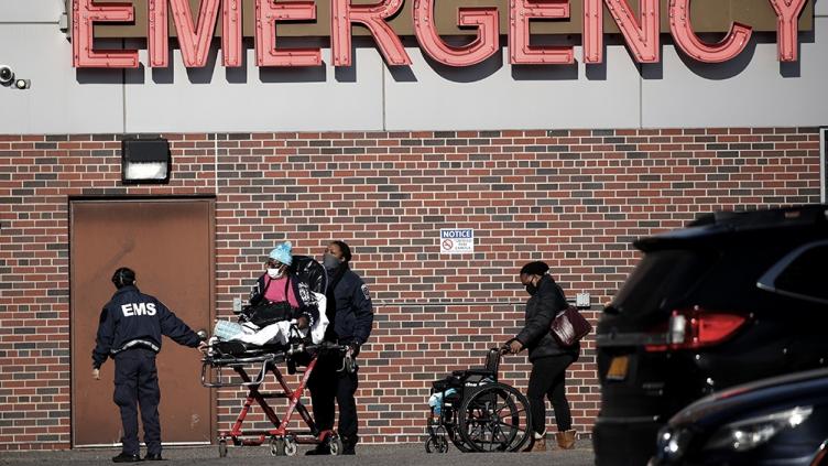 Estados Unidos superó los 3.000 muertos por día