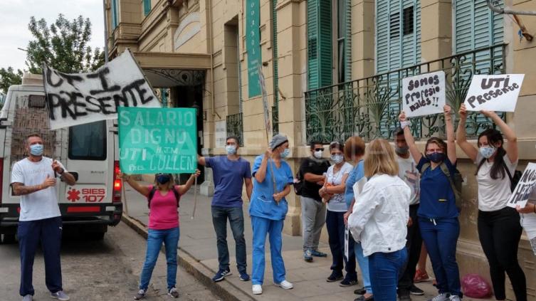 Enfermeros reclaman la reglamentación del Art. 25