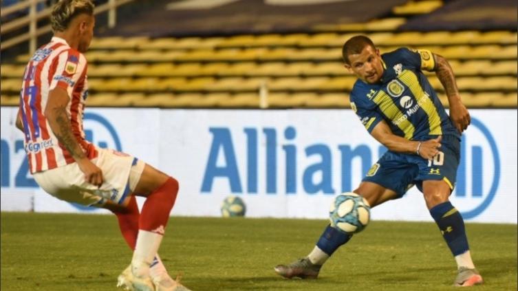 Rosario Central: Emiliano Vecchio, entre algodones pero sin lesión