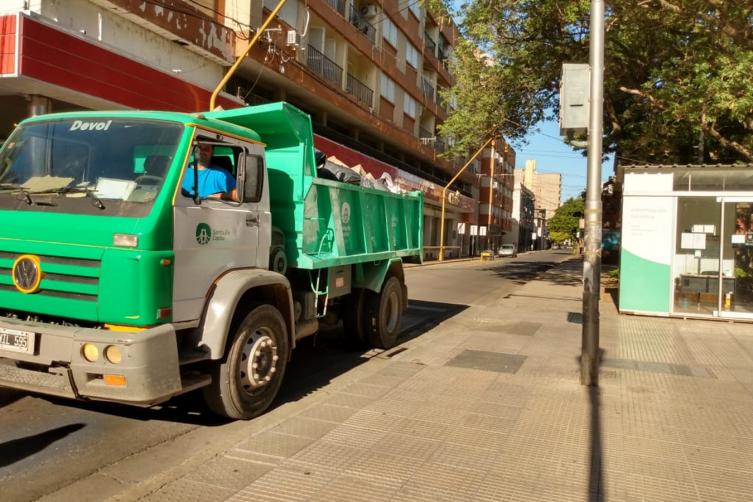 Año nuevo:  barrido y limpieza en diferentes sectores de la ciudad