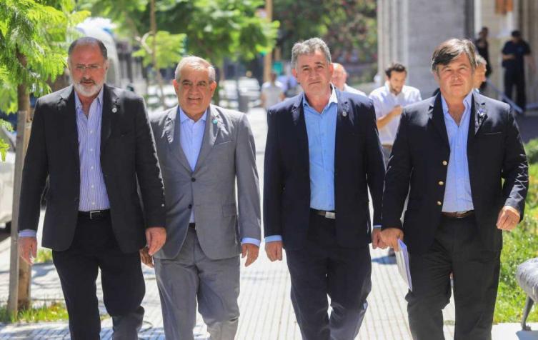El campo anunció un paro de 72 en rechazo al cierre de las exportaciones